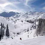 Bela Luna - Charming Garden Near Bled * Bohinjska Bela