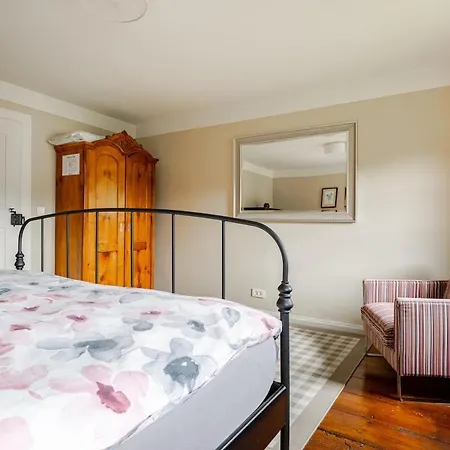 Bela Luna - Charming Garden Near Bled