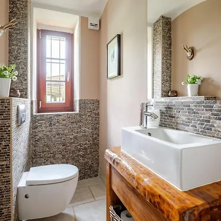 Prázdninový dům Bela Luna - Charming Garden Near Bled