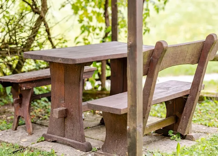 Bela Luna - Charming Garden Near Bled بيت للعطل بوهينيسكا بيلا