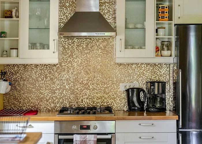 Bela Luna - Charming Garden Near Bled بوهينيسكا بيلا